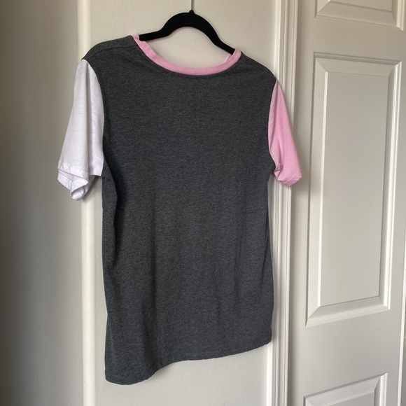 Love Tribe - Clueless Movie Graphic Tee/T-Shirt Color Block “Babes Do It Better” - Picture 3 of 6